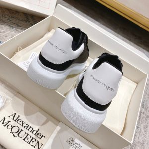 alexander-mcqueen-oversized-sneaker-in-blackwhite-8
