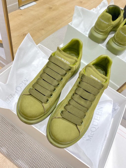 alexander-mcqueen-oversized-sneaker-in-olive-green-2