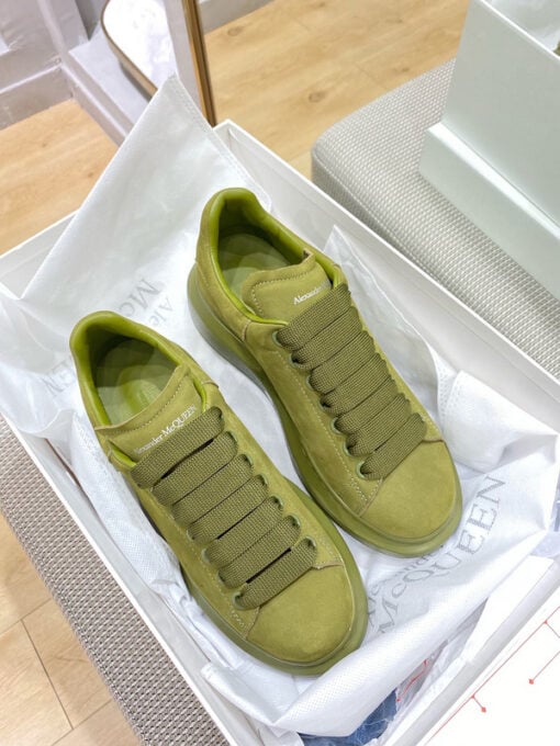 alexander-mcqueen-oversized-sneaker-in-olive-green-3
