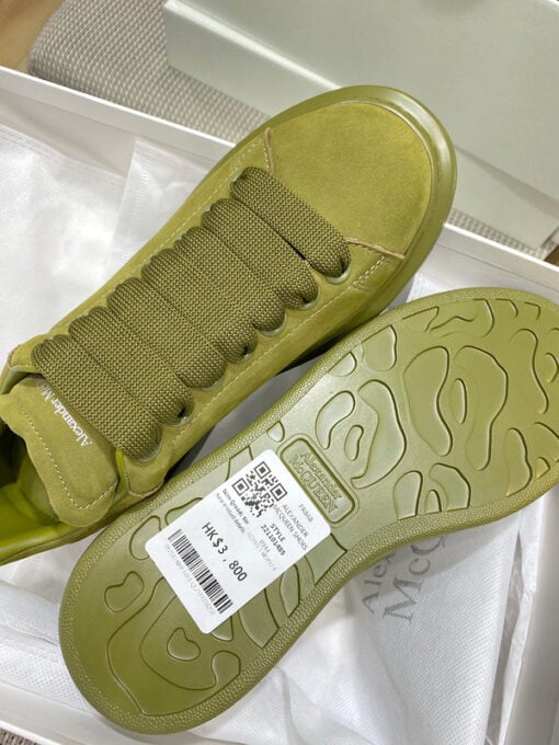 alexander-mcqueen-oversized-sneaker-in-olive-green-6