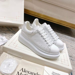 alexander-mcqueen-oversized-sneaker-in-white-1