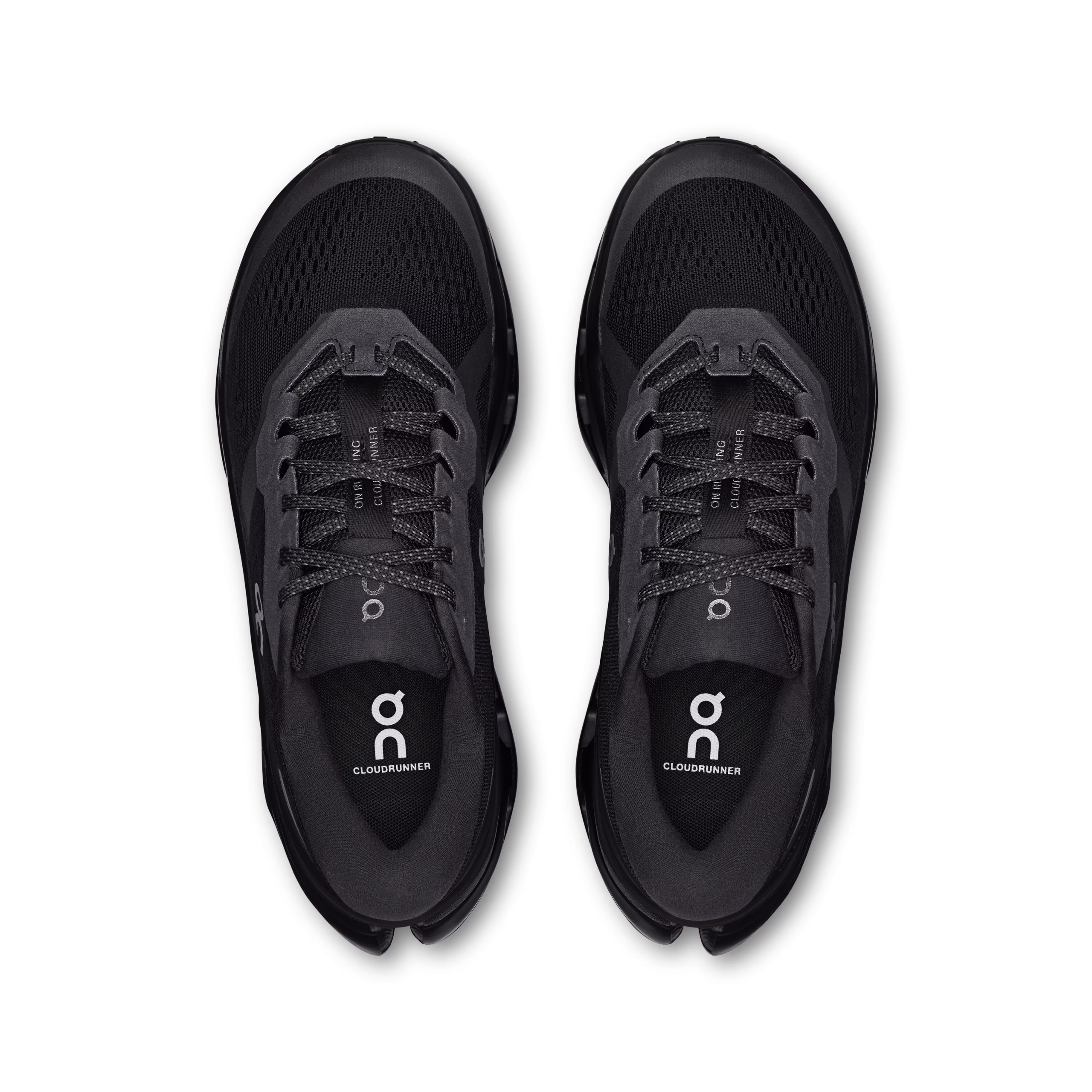 cloudrunner-3-black-black-2