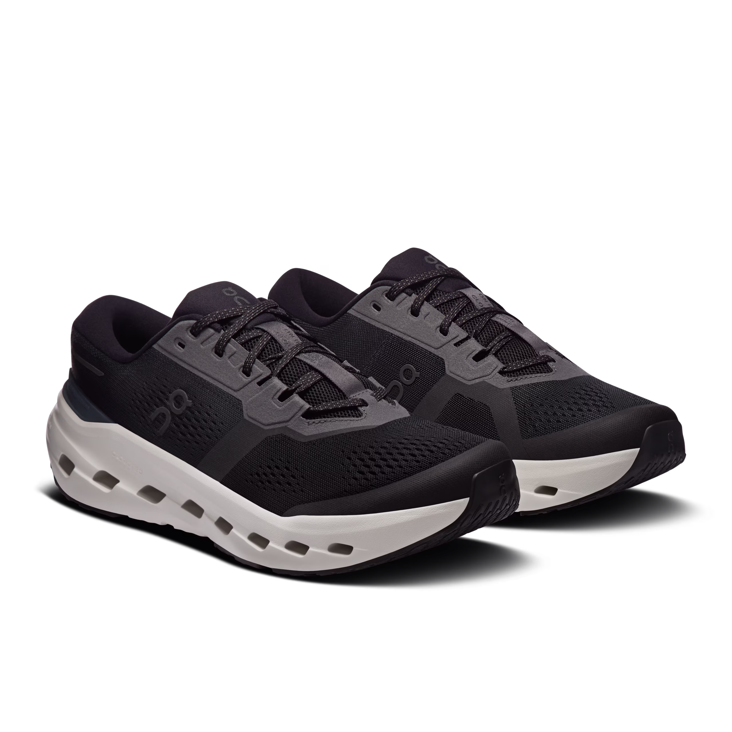 cloudrunner-3-black-ivory-6