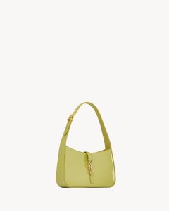 saint-laurant-le-5-a-7-in-patent-leather-lim-4