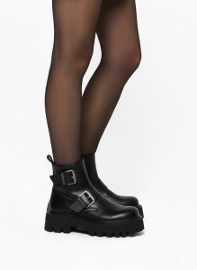 sofa-buckle-boot-black-5