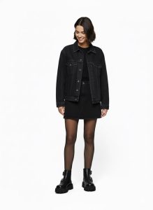 sofa-buckle-boot-black-6